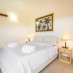 Вилла Ecolux Pool Villa, Easy Access Southsardiniaholidays