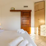Ecolux Pool Villa, Easy Access Southsardiniaholidays וילה דומוס דה מריה