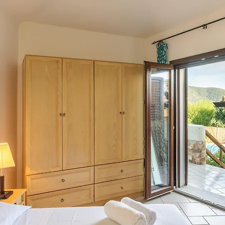 Ecolux Pool Villa, Easy Access Southsardiniaholidays *