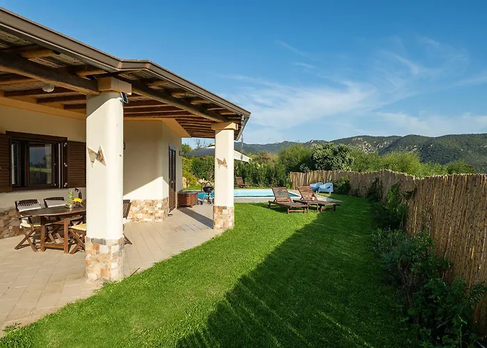 Ecolux Pool Villa, Easy Access Southsardiniaholidays Domus De Maria