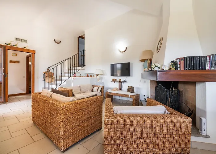 Ecolux Pool Villa, Easy Access Southsardiniaholidays *